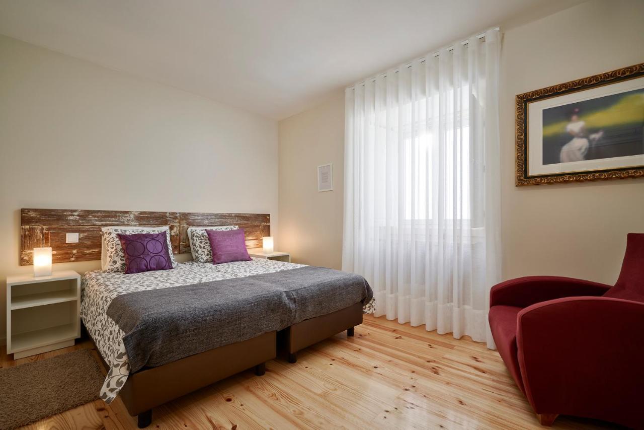 Up Estalagem Dos Padres Bed & Breakfast อัลแบร์กาเรีย-อา-แวญา ภายนอก รูปภาพ