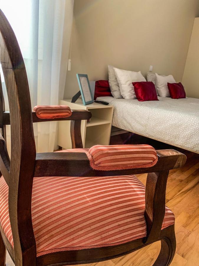 Up Estalagem Dos Padres Bed & Breakfast อัลแบร์กาเรีย-อา-แวญา ภายนอก รูปภาพ